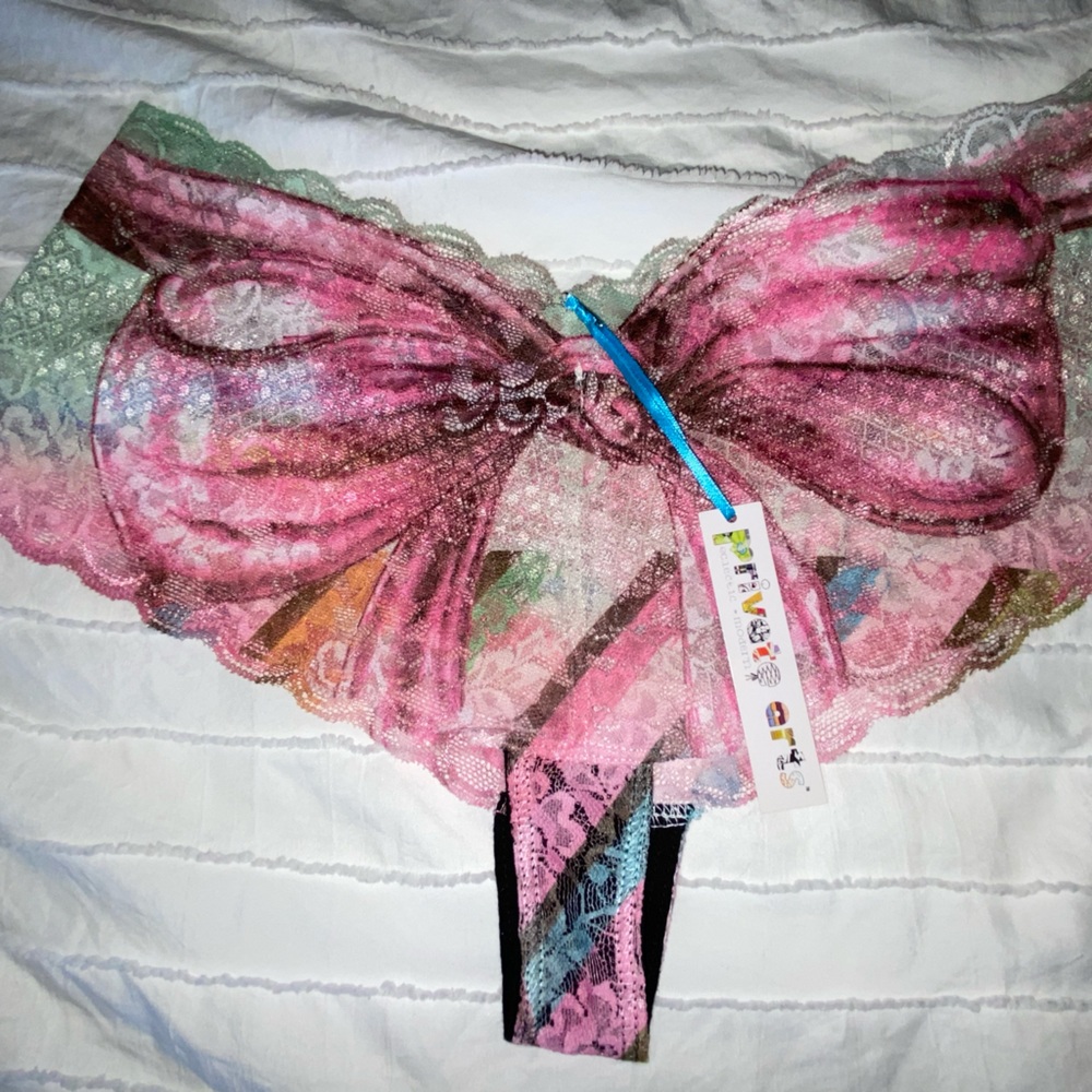 Lace Panties - Picture 3 of 4